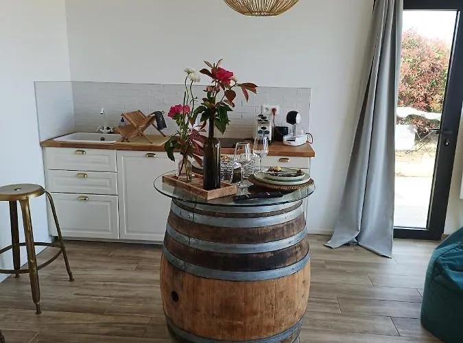 Le Pavillon Des Pivoines 4* 耶尔