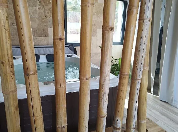 Le Pavillon Des Pivoines 耶尔