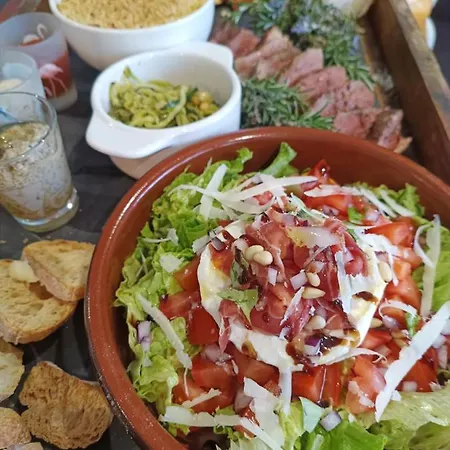 Le Pavillon Des Pivoines فندق مبيت وإفطار